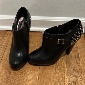 Steve Madden Black Heeled Boots with Buckle Detail
